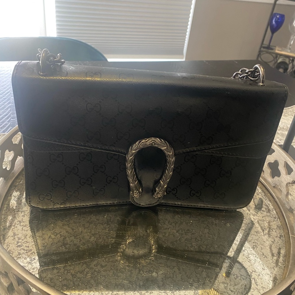 Elegant Black Chain Shoulder Bag - Picture 12 of 13